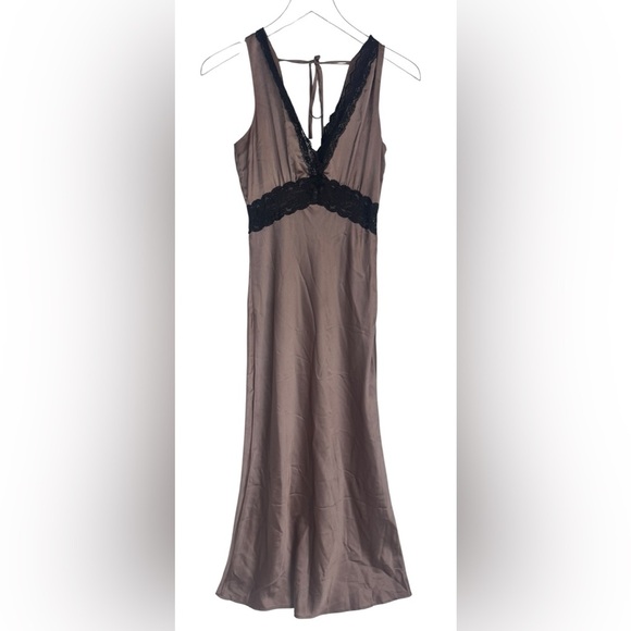 PETAL & PUP BRENNAN MAXI SLIP DRESS - MOCHA S B1135 - Picture 5 of 7